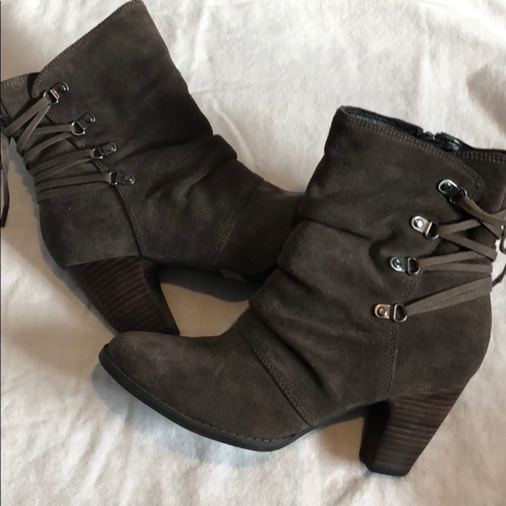 Clark’s Suede Boot